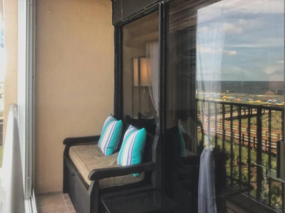 Oceanfront * Pool * Elevator * Boardwalk Apartment Carolina Beach Bagian luar foto