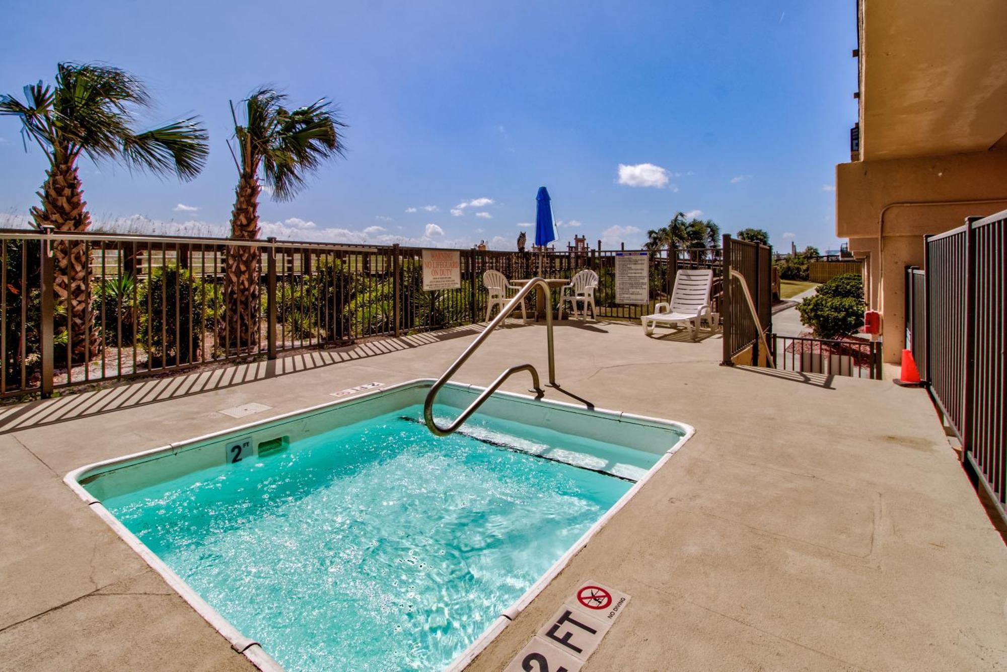 Oceanfront * Pool * Elevator * Boardwalk Apartment Carolina Beach Bagian luar foto